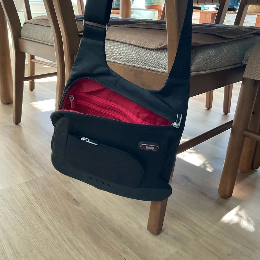 Tumi Black and Red Messenger Bag - Picture 1 of 13
